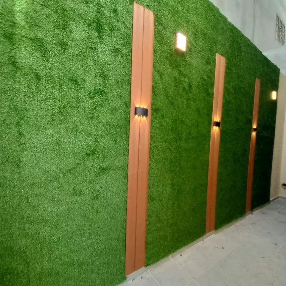 شركة تركيب عشب جداري بالقصيم